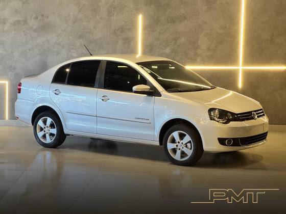 VOLKSWAGEN POLO SEDAN 1.6 MI COMFORTLINE 8V FLEX 4P MANUAL